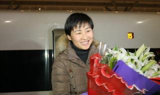 航天员将零点送祝福 航天员将零点送祝福